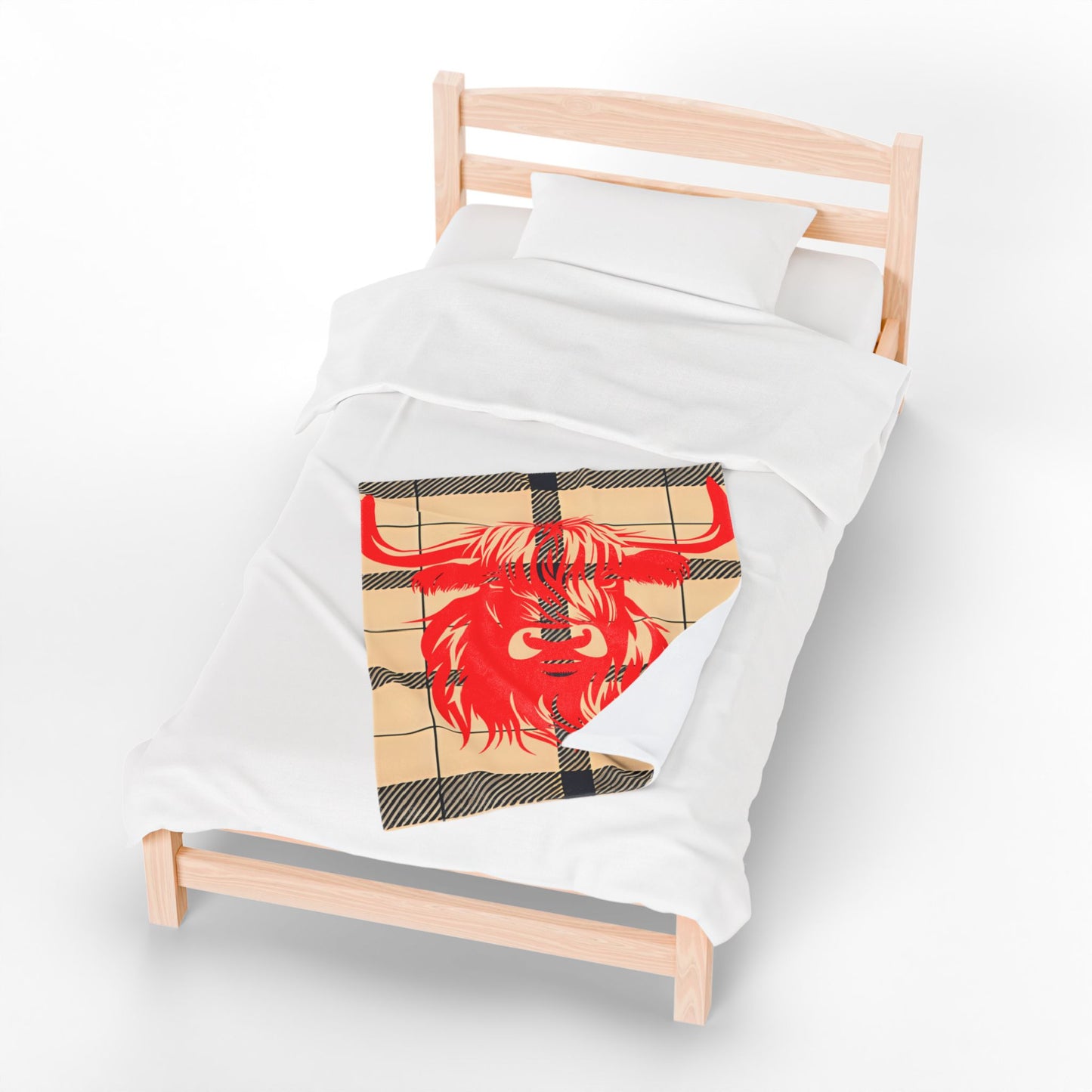 Bold Highland Cow Velveteen Plush Blanket, Cozy Home Decor, Gift for Animal Lovers, Perfect for Relaxation, Camping, Winter Nights