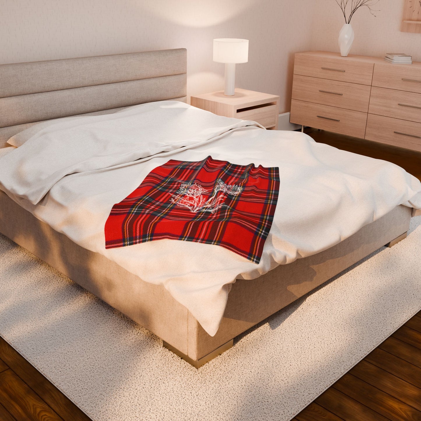 Red Tartan Velveteen Plush Blanket with White Thistle Print — Cozy Holiday Throw