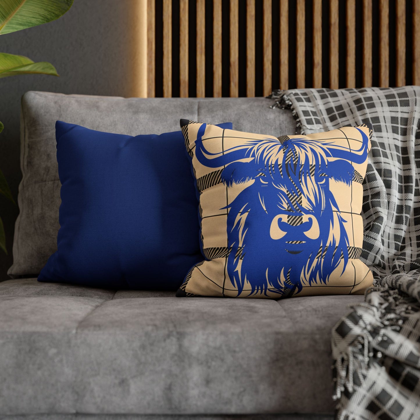 Blue Highland Cow Pillowcase, Rustic Home Decor, Farmhouse Style, Cozy Living Room, Gift for Cow Lovers, Unique Cushion Cover