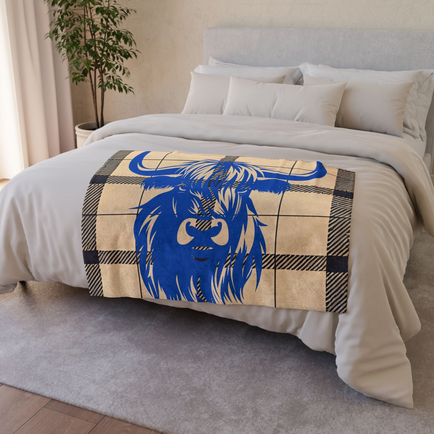 Highland Cow Blanket, Cozy Decorative Throw, Soft Fleece Blanket, Farmhouse Style Decor, Gift for Cow Lovers, Rustic Home Accessory