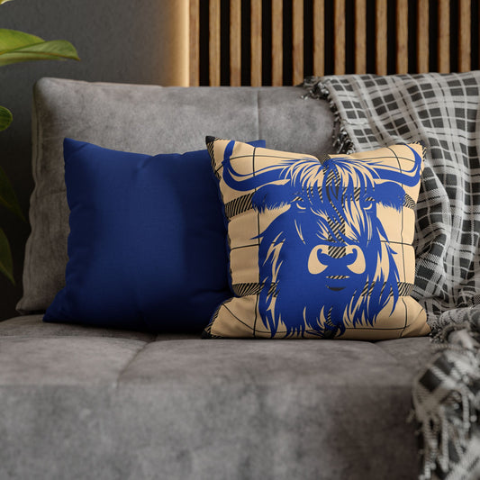 Blue Highland Cow Pillowcase, Rustic Home Decor, Farmhouse Style, Cozy Living Room, Gift for Cow Lovers, Unique Cushion Cover