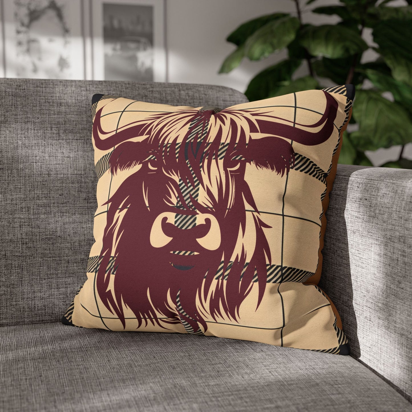 Highland Cow Pillowcase, Cozy Home Decor, Rustic Farmhouse Accent, Unique Gift for Animal Lovers, Throw Pillow Cover, Country Style Cushion