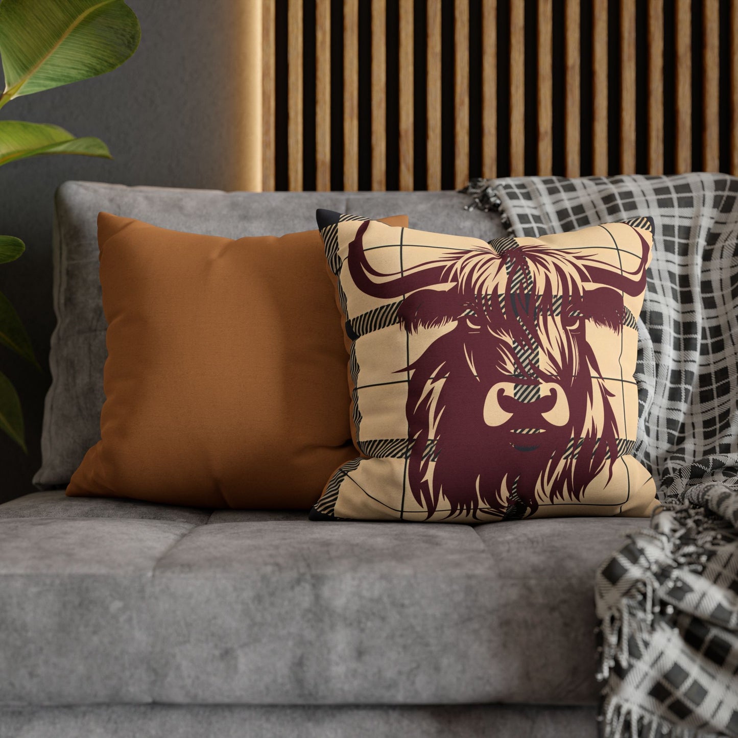 Highland Cow Pillowcase, Cozy Home Decor, Rustic Farmhouse Accent, Unique Gift for Animal Lovers, Throw Pillow Cover, Country Style Cushion