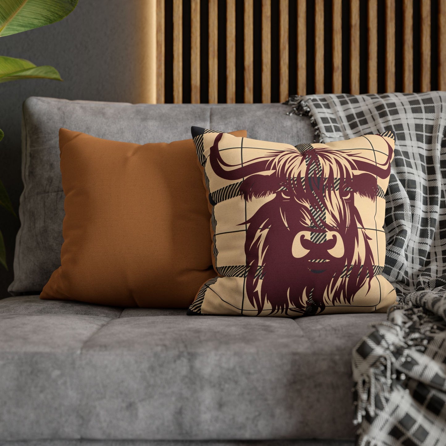 Highland Cow Pillowcase, Cozy Home Decor, Rustic Farmhouse Accent, Unique Gift for Animal Lovers, Throw Pillow Cover, Country Style Cushion