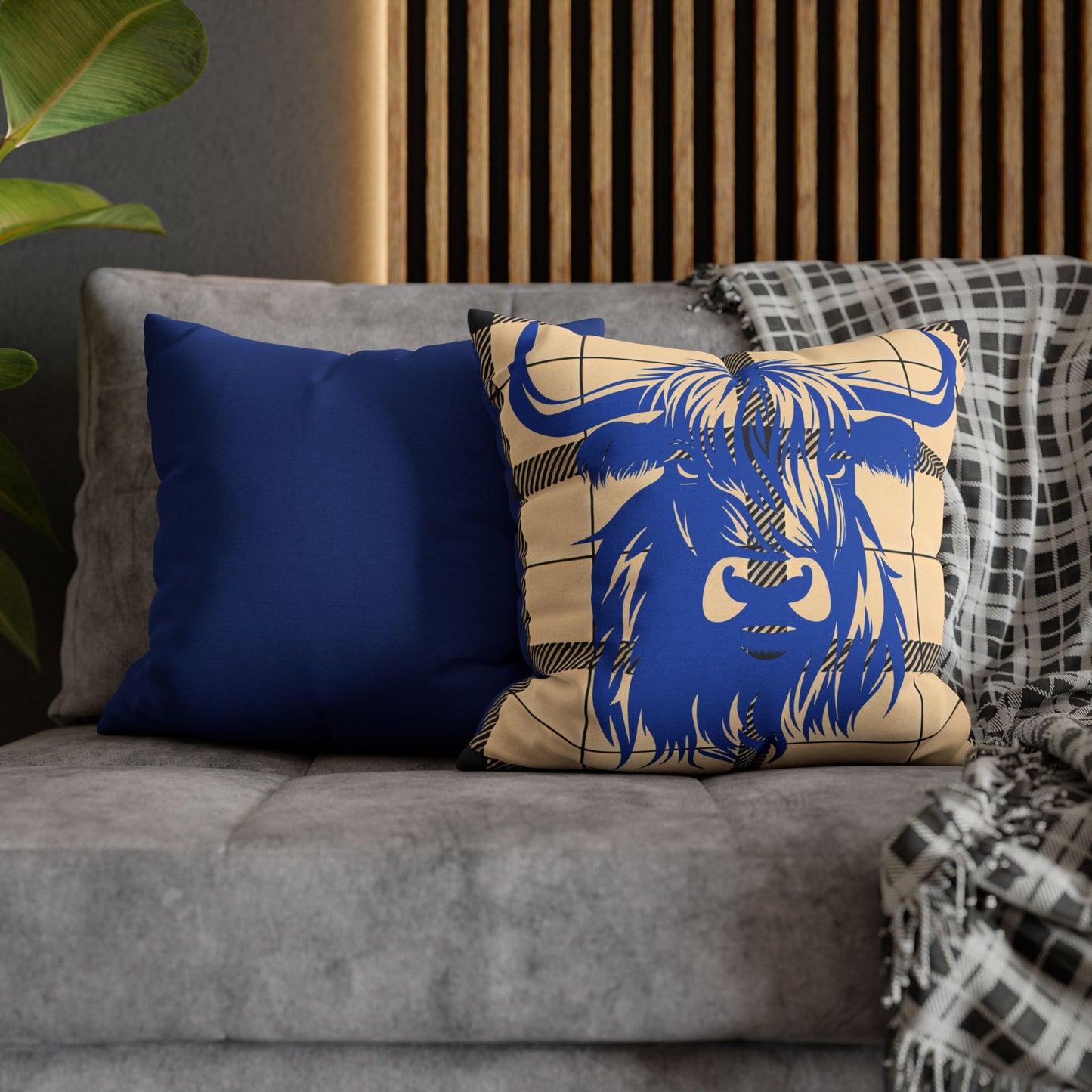 Blue Highland Cow Pillowcase, Rustic Home Decor, Farmhouse Style, Cozy Living Room, Gift for Cow Lovers, Unique Cushion Cover